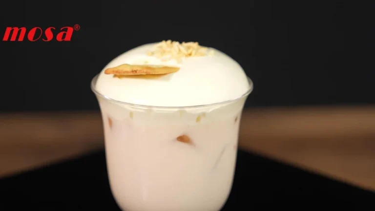 FuLiang Black Milk Tea with Savoury Cheese Cloud & Crispy Toppings made with MOSA chargers