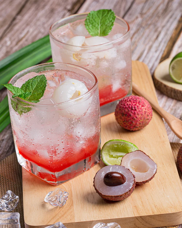 Lychee Mint Lemonade made with MOSA chargers